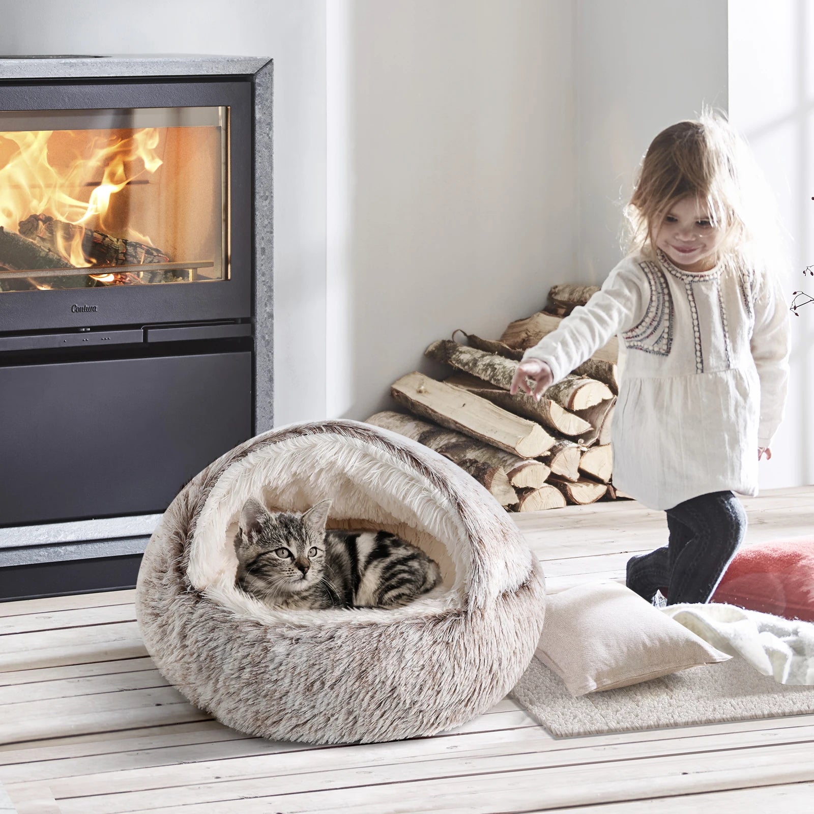 Semi-Enclosed Cat or Dog Bed